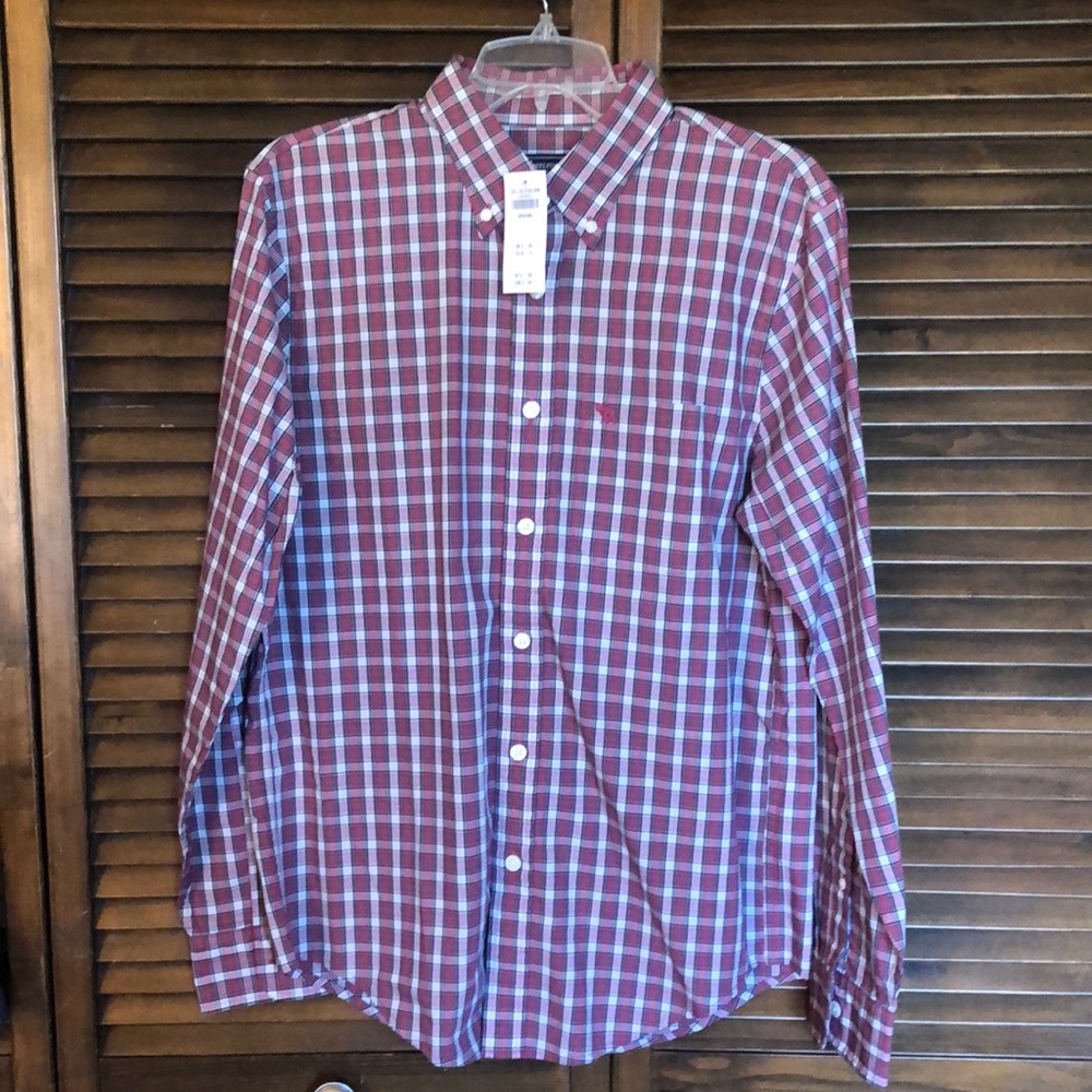 Abercrombie & Fitch Button down long sleeved - Black/Red/White plaid - Medium